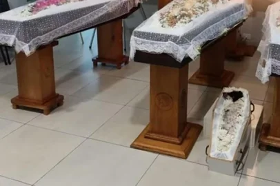 Redes Sociais / Reprodução Família é enterrada junto de mascote após acidente em Sinop-MT.<!-- NICAID(16362512) -->