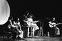 Banda de rock gaúcha, Almôndegas.Show no Teatro Leopodina.CRÉDITO: Galeno Rodrigues, Agência RBS, 11/04/1975#Envelope: 106188<!-- NICAID(11695932) -->
