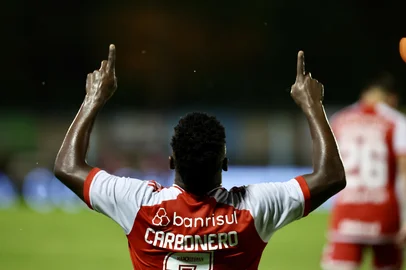 Novo Hamburgo, RS, Brasil, 28/01/2025 - São José vs Internacional pelo Gauchão 2025 no Estádio do Vale, em Novo Hamburgo - Foto: Jefferson Botega/Agência RBSIndexador: jeff botega<!-- NICAID(15963787) -->