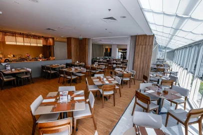 Alagado por cheia, Deville Prime Porto Alegre reabre com reforma de R$ 7 milhões<!-- NICAID(15917409) -->