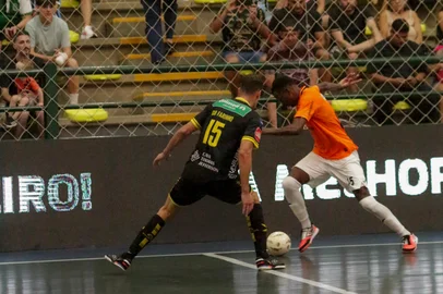 ACBF 1x1 Praia Clube, pela terceira rodada da Super Copa Gramado de futsal, em Gramado.<!-- NICAID(16240335) -->