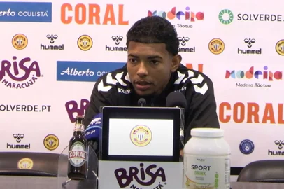 Matheus Dias em entrevista coletiva<!-- NICAID(15939961) -->