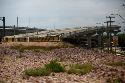 Porto Alegre, RS, BrasilMoradores da Vila Areia seguem sem perspectiva de mudança de endereço devido a obras paralizadas das alças inacabadas da nova ponte sobre o rio Guaíba.na foto: Tatiane de Souza TellesIndexador: Jonathan Hgeckler<!-- NICAID(15639260) -->