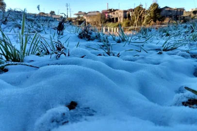 ***EM BAIXA***Cambará do Sul,RS, BRASIL,  30/07/2021- Neve em Cambará do Sul. Foto: Tainara Alba/RBS TV<!-- NICAID(14849246) -->