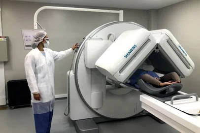 Como distribuidora gaúcha de combustíveis ajuda pacientes em tratamento de câncer? RodOil doou R$ 50 mil para o Hospital Vida & Saúde, em Santa Rosa, adquirir um novo equipamento (PET-CT) para pacientes do Sistema Único de Saúde (SUS) em tratamento de câncer.<!-- NICAID(15721898) -->