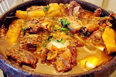 Vaca atolada, receita do Grupo Adulto Invernada Artística CTG Pousada da Serra, que faz parte da Seleção de Receitas Folclóricas, encarte publicado para o 40º Festival Internacional de Folclore de Nova Petrópolis<!-- NICAID(8474485) -->