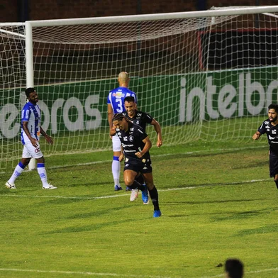 BENTO GONÇALVES, RS, BRASIL, 17/03/2021. Esportivo x Remo-PA. jogo válido pela primeira fase da Copa do Brasil 2021 e realizado no Parque Esportivo Montanha dos Vinhedos. (Porthus Junior/Agência RBS)<!-- NICAID(14737568) -->