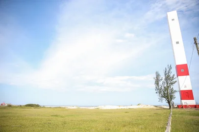 ARROIO DO SAL, RS, BRASIL, 17/12/2025. Revellion na Praça do Farol, cercamento eletrônico e mutirões de limpeza, Arroio do Sal se prepara para a temporada de verão 2025/2026. (Neimar De Cesero/Agência RBS)Indexador: Neimar De Cesero<!-- NICAID(16188534) -->