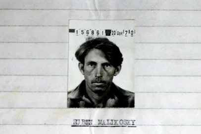 Documento da Justiça Militar sobre Ruben MalikovskiFicha de Ruben Malikovski na Justiça Militar após a sua primeira prisão, em 1970.Indexador: ArquivoFonte: Archivos Judiciales procedentes de la JuFotógrafo: Arquivo<!-- NICAID(16073335) -->