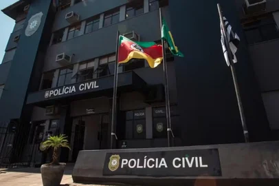 Felipe Dalla Valle / Palácio Piratini/Divulgação Casal é preso após morte de idosa vítima de maus-tratos em Xangri-Lá<!-- NICAID(16208498) -->