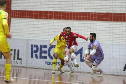 Edson Castro / Atlântico Atlântico vence o Praia Clube e garante vantagem para o mata-mata da Liga Nacional <!-- NICAID(16343033) -->