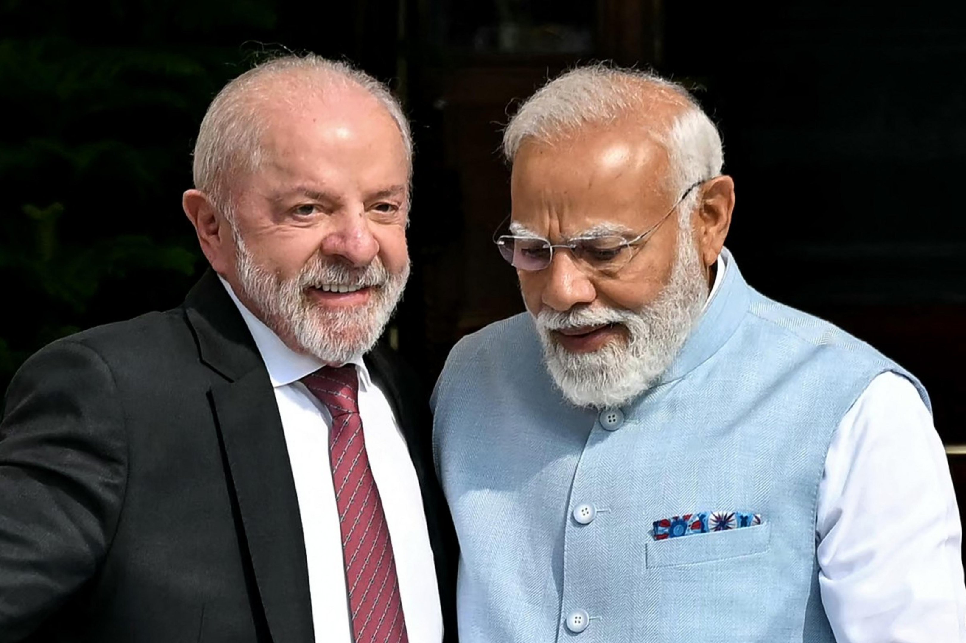 Lula e Modi assinam memorando sobre minerais cr&iacute;ticos e terras raras: "Acordo pioneiro"