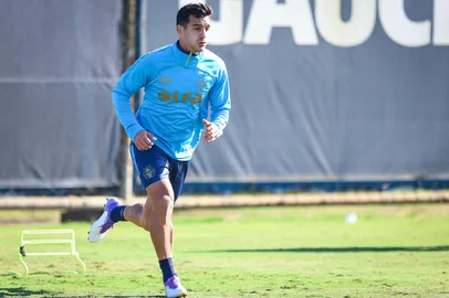 Cristaldo em treino do Grêmio<!-- NICAID(16044269) -->