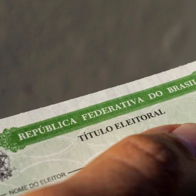 São Paulo, Brazil - September 2, 2020: detail of the title of Brazilian voter. In 2020, municipal elections will take place throughout Brazil. selective focus - Leonidas/Adobe StockFonte: 375837081<!-- NICAID(15209723) -->