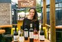 Conheça a sommelière de Porto Alegre que trocou a fisioterapia pelo mundo dos vinhos
