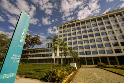 Prédio da reitoria da Universidade de São Paulo, USP. Fábio Durand / EPUSP<!-- NICAID(16282111) -->