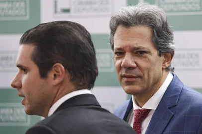 BrasÃ­lia (DF), 05/02/2025 - O ministro da Fazenda, Fernando Haddad, e o presidente da CÃ¢mara dos Deputados, Hugo Motta, durante entrevista coletiva na CÃ¢mara dos Deputados. Foto: Marcelo Camargo/AgÃªncia BrasilBrasília (DF), 05/02/2025 - O ministro da Fazenda, Fernando Haddad, e o presidente da Câmara dos Deputados, Hugo Motta, durante entrevista coletiva na Câmara dos Deputados. Foto: Marcelo Camargo/Agência BrasilLocal: BrasÃ­liaIndexador: Marcelo Camargo/AgÃªncia BrasilFonte: AgÃªncia Brasil/Empresa Brasil dFotógrafo: Reporter Fotografico<!-- NICAID(16048328) -->