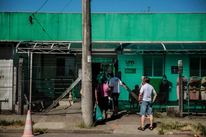 PORTO ALEGRE, RS, BRASIL- 24/02/2021 -  UPA Moacyr Scliar não recebia pacientes no período da tarde. (Foto: Marco Favero/Agencia RBS)<!-- NICAID(14721797) -->