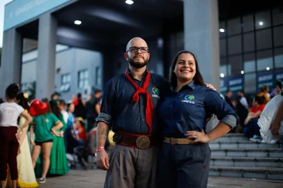 Santa Cruz do Sul, RS, Brasil - 26/11/2023 - Casal Juarez e Jordana, responsáveis pelo portal O Mundo do CTG - Foto: Anselmo Cunha/Agência RBS<!-- NICAID(15626529) -->