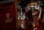 Cachaça com diamante incrustado é vendida por R$ 67 mil no RS