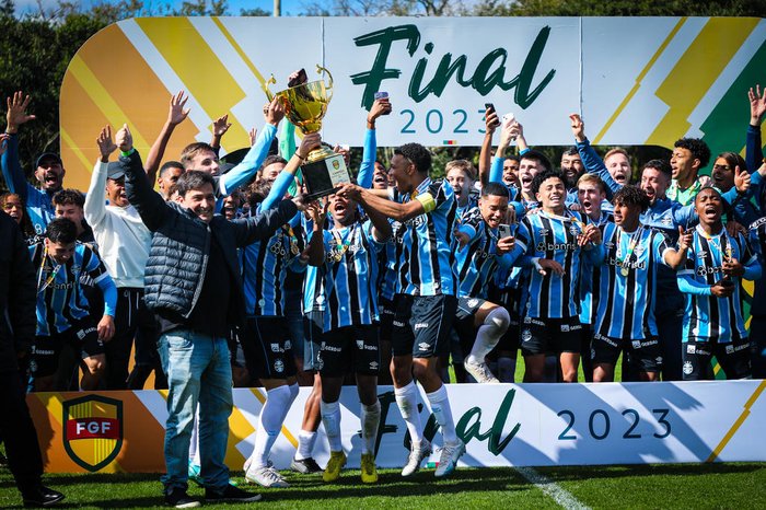 Grêmio Futebol 7 goleia na final e garante título do Gauchão 2020