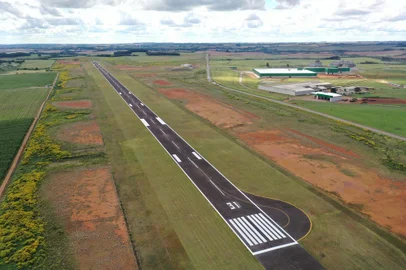 Prefeitura de Vacaria tem interesse em repassar o aeroporto à Infraero<!-- NICAID(15797556) -->