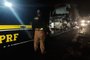 Homem morre após colisão frontal entre dois caminhões na BR-116, em Barra do Ribeiro<!-- NICAID(14774261) -->