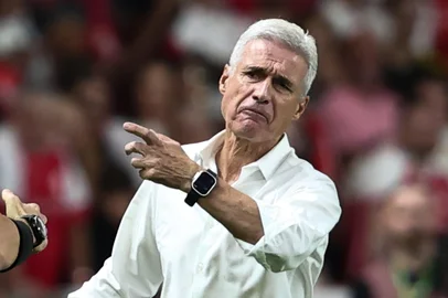 PORTO ALEGRE, RS, BRASIL, 11-04-2026: Clássico GreNal nº452 no estádio Beira-Rio. Inter e Grêmio se enfrentam pelo Campeonato Brasileiro Série A 2026. Foto: Jonathan Heckler/Agência RBS<!-- NICAID(16264093) -->