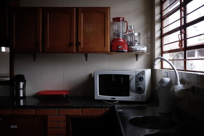 Escola Estadual de Ensino Fundamental Portão Velho, em Portão, convive com a falta de energia