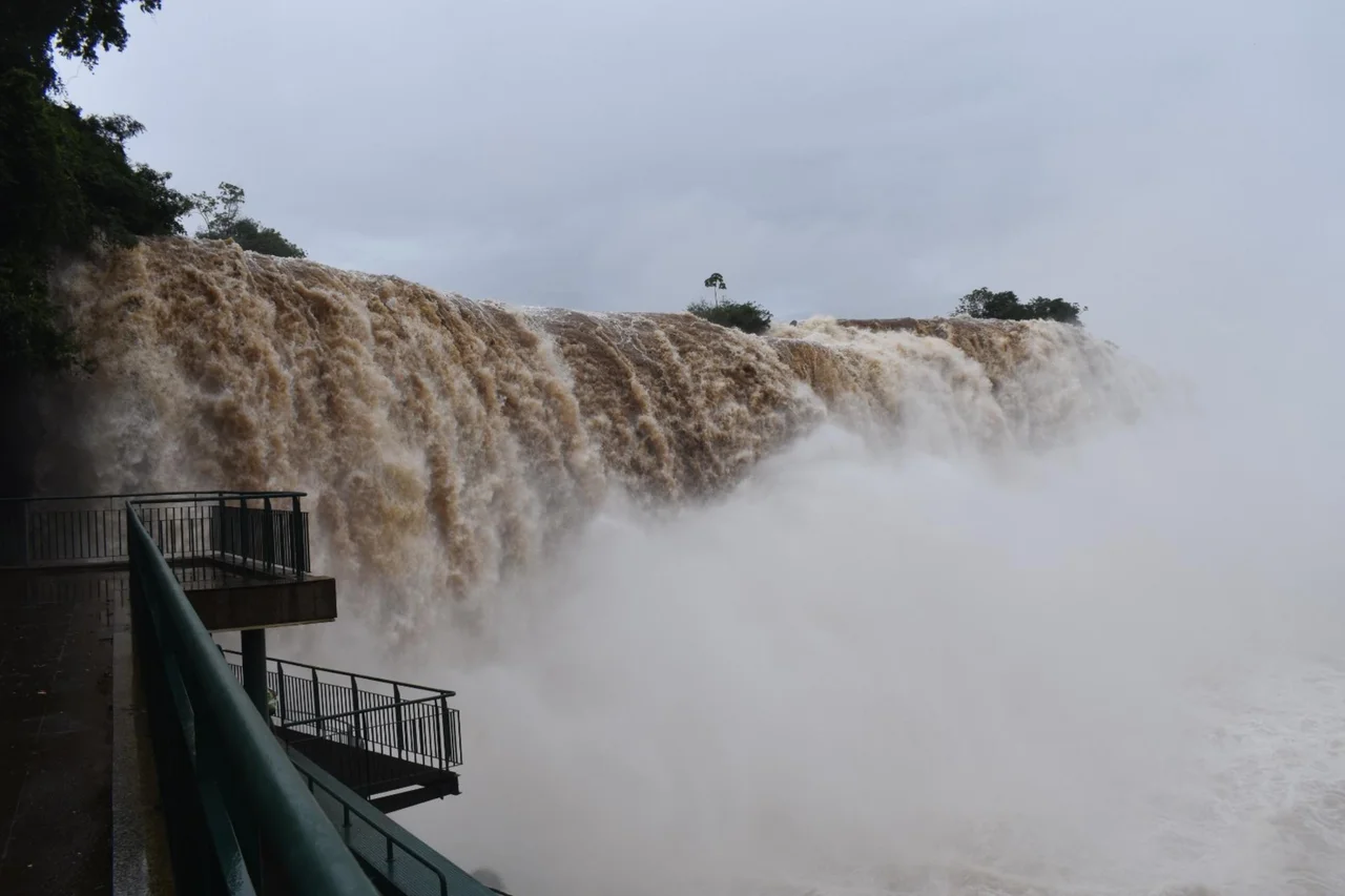 Bruna Nieradka/Urbia Cataratas / Divugação