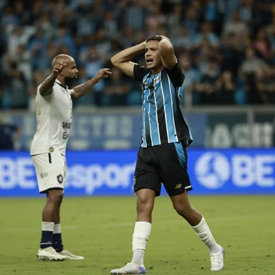 PORTO ALEGRE, RS, BRASIL, 05-04-2026: Grêmio x Remo. Grêmio recebe o Remo pelo Campeonato Brasileiro, em partida válida pela 10ª rodada do Brasileirão. Foto: André Ávila/Agência RBSIndexador: Andre Avila<!-- NICAID(16259387) -->