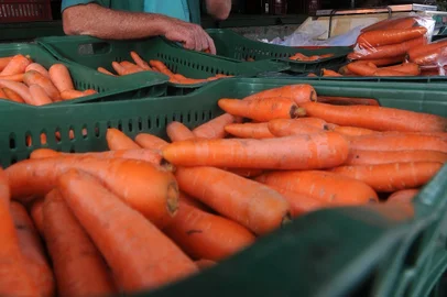 CAXIAS DO SUL, RS, BRASIL, 22/11/2019 - A tradicional Feira do Agricultor completa 40 anos. NA FOTO: Ari Luis Bernardi. (Marcelo Casagrande/Agência RBS)<!-- NICAID(14334511) -->