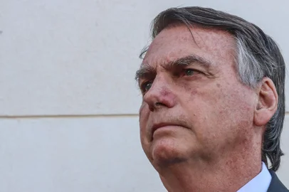BrasÃ­lia (DF), 18/10/2023, O ex-presidente Jair Bolsonaro, fala com jornalistas, na sede da PolÃ­cia Federal em BrasÃ­lia. Foto: Valter Campanato/AgÃªncia Brasil<!-- NICAID(15674242) -->