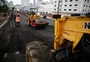 Corredor de acesso a Porto Alegre passa por novos reparos; desnível e buracos na pista provocam congestionamento