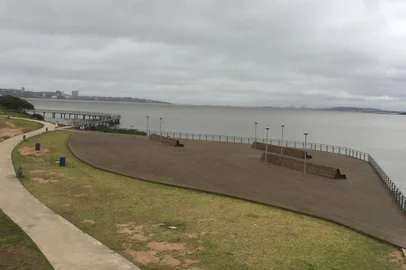 ***EM BAIXA***PORTO ALEGRE, RS, BRASIL, 18/10/2022-  Previsão do tempoFoto: Ronaldo Bernardi / Agencia RBS<!-- NICAID(15238743) -->