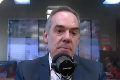 Alessandro Maciel Lopes, superintendente da Polícia Federal do RS, em entrevista ao Gaúcha Atualidade (FRAME DE VÍDEO - IMAGEM EM BAIXA). Foto: YouTube GZH/Reprodução<!-- NICAID(16209268) -->