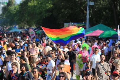 Ronaldo Bernardi / Agencia RBS PORTO ALEGRE, RS, BRASIL, 07-12-2025: Parada Livre LGBT 2025 em Porto Alegre. Foto: Ronaldo Bernardi/Agência RBS<!-- NICAID(16182080) -->