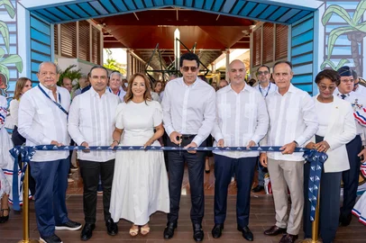 Abertura da feira Date, em Punta Cana. Ao centro, cortando a fita, o ministro do Turismo David Collado.<!-- NICAID(16270857) -->