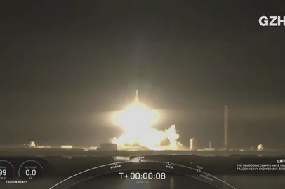 EUA lançam avião espacial militar secreto com ajuda da SpaceX
