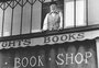 O último dos beats, poeta Lawrence Ferlinghetti morre aos 101 anos