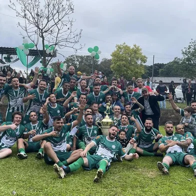 No domingo, na decisão dos suplentes, o São Francisco derrotou pela segunda vez o São Cristóvão, em duelo na 6ª Légua. Na ida, a vitória foi por 1 a 0. No segundo duelo, 2 a 0 e mais uma taça no armário.<!-- NICAID(15266417) -->