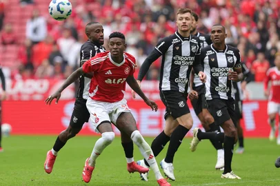 PORTO ALEGRE, RS, BRASIL, 20-07-2025: INTERNACIONAL x CEARÁ. Colorado recebe no Beira-Rio o Ceará, pela 15ª rodada do Campeonato Brasileiro. Fotos: Jefferson Botega/Agencia RBSIndexador: jeff botega<!-- NICAID(16084132) -->