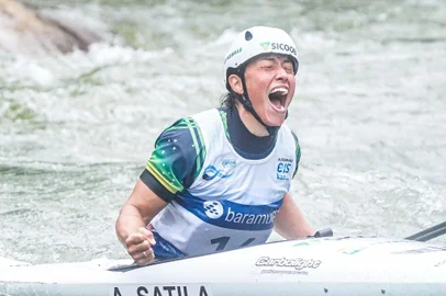 Ana Sátila, canoagem