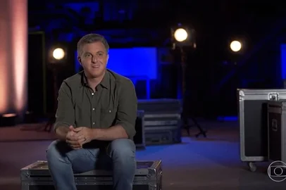 Luciano Huck apresenta o seu último "Caldeirão"