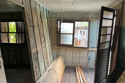 Arquitetos e engenheiros contratados pela prefeitura de Canoas para vistoriar casas atingidas pela enchente ainda não receberam pelo serviço<!-- NICAID(16057721) -->