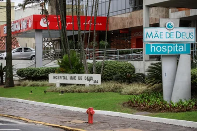 PORTO ALEGRE, RS, BRASIL, 19.06.24:  Impactos da enchente no Hospital Mãe de Deus. Fotos: Duda Fortes/Agencia RBS<!-- NICAID(15792749) -->