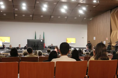 Júri de Costinha segue nesta sexta com debates entre acusação e defesa<!-- NICAID(16122555) -->