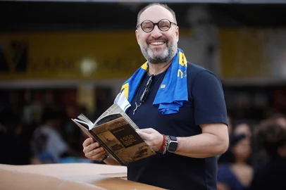 Livro “1958: O ano em que o Pelotas desafiou gigantes”, de Klécio Santos.<!-- NICAID(16207219) -->