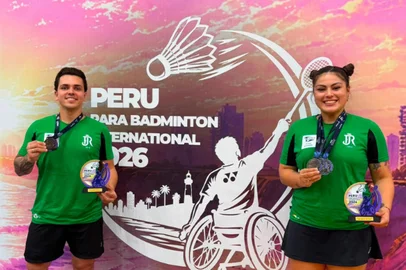 Recreio da Juventude / Divulgação Rogério Oliveira e Edwarda Oliveira são campeões no Peru Internacional de Parabadminton<!-- NICAID(16343482) -->