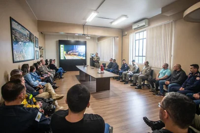Brigada Militar (BM) convoca órgãos de segurança para definir força-tarefa para ação no Largo da Estação Férrea e em outros pontos da noite de Caxias do Sul. <!-- NICAID(15574136) -->